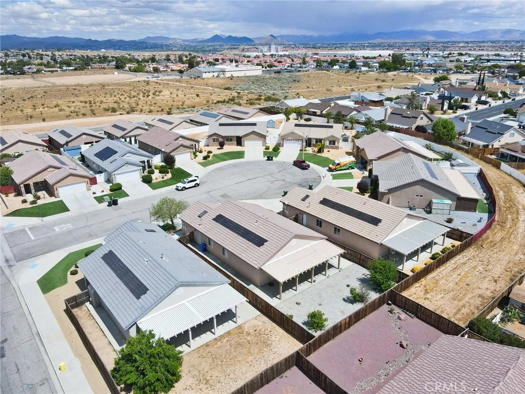 16717 Hastings Pl, Victorville, CA 92395