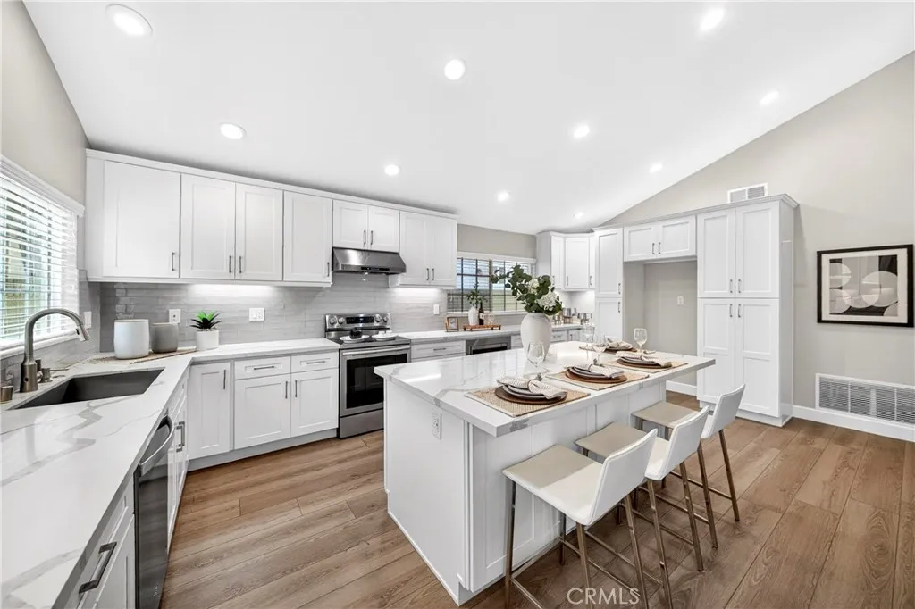 13735 Hedda Circle, Cerritos, CA 90703