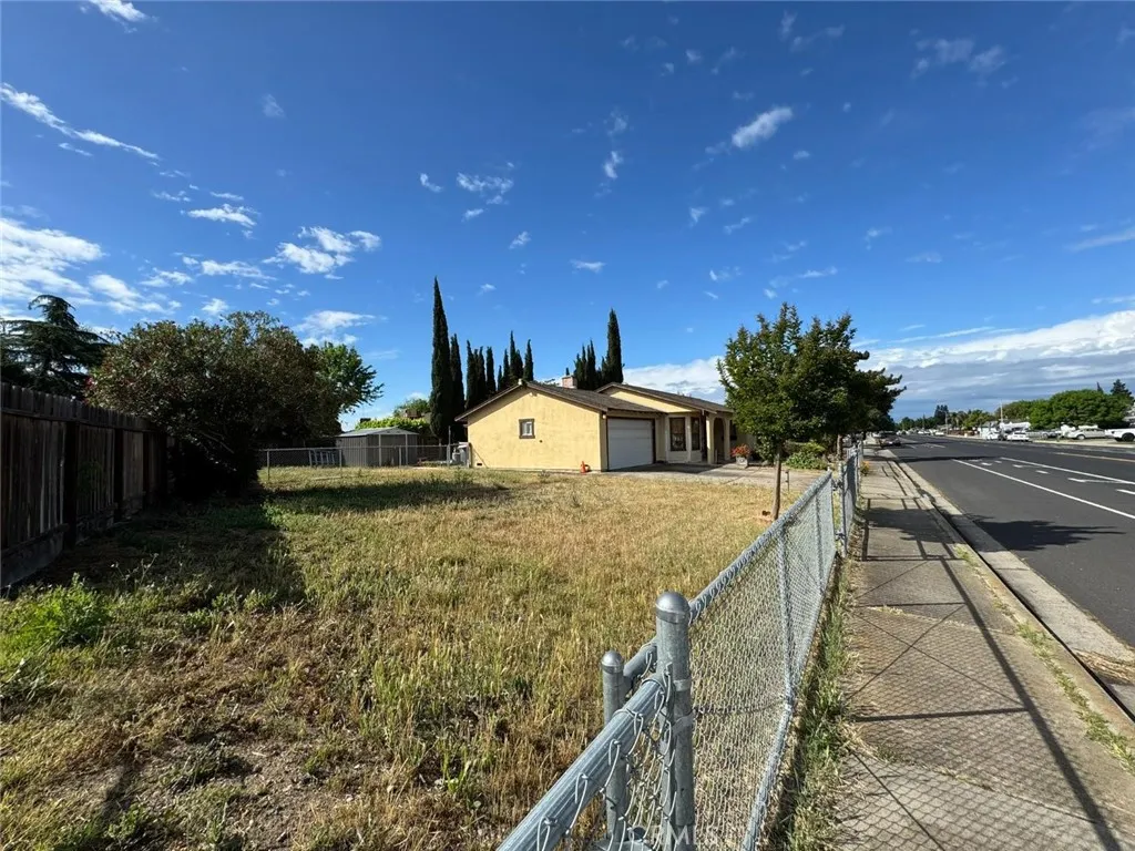 Additional image 35 of 1461 E D St, Oakdale, CA 95361