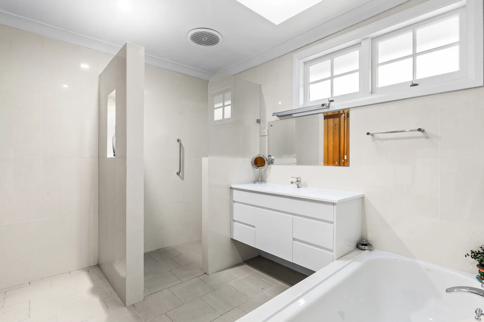 Additional image 10 of 34 Kareela Road, Baulkham Hills NSW 2153