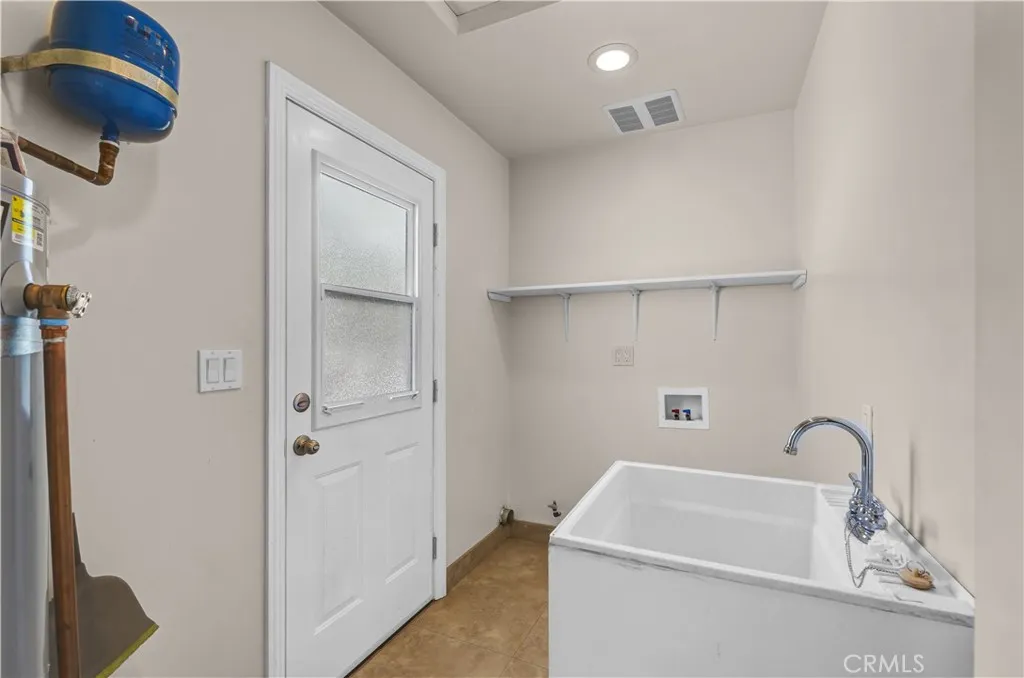Additional image 14 of 12731 Victory Blvd, North Hollywood, CA 91606