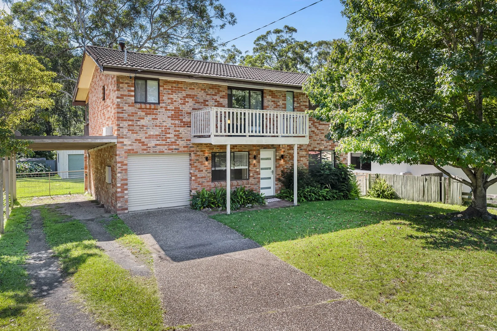 9 Ocean Street, Mollymook NSW 2539