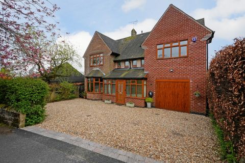 Heather Lea Avenue, Dore S17