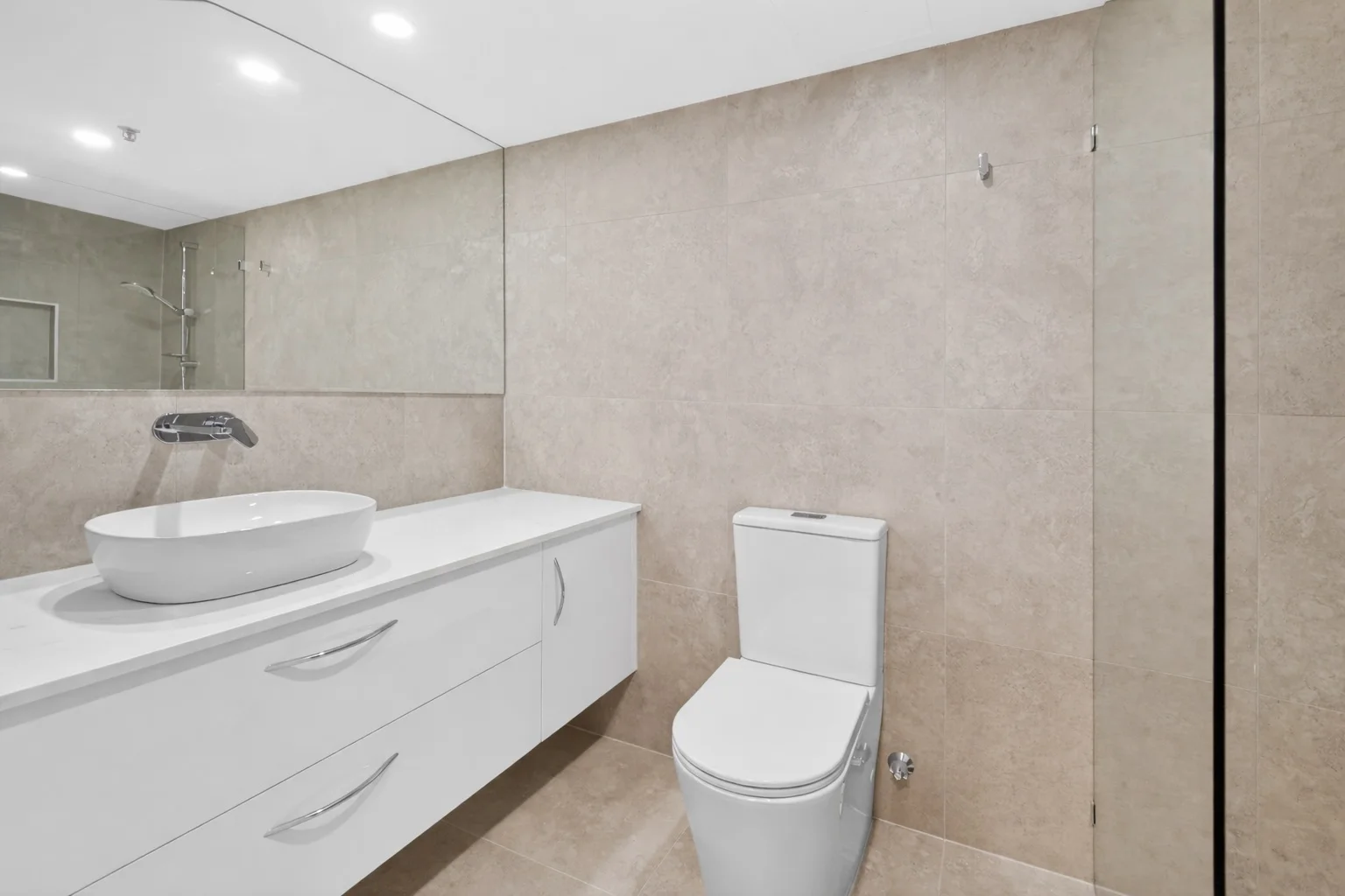 Additional image 13 of 49/17 Bayview Street, Runaway Bay QLD 4216