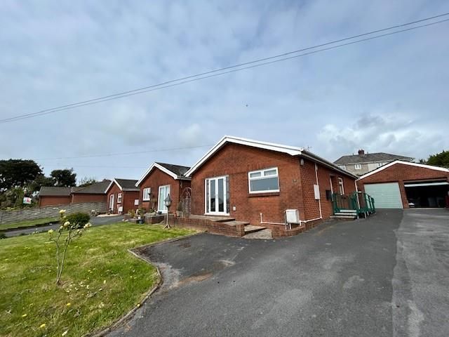 Additional image 2 of 3 bed detached bungalow to rentTyisha Road, Llanelli SA15