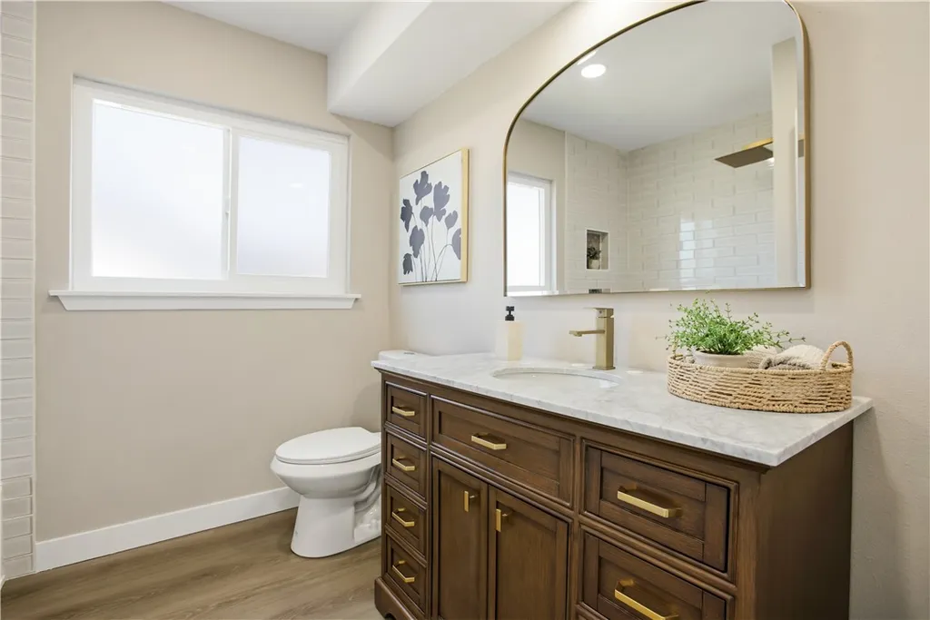 Additional image 16 of 934 S Donna Beth Avenue, West Covina, CA 91791