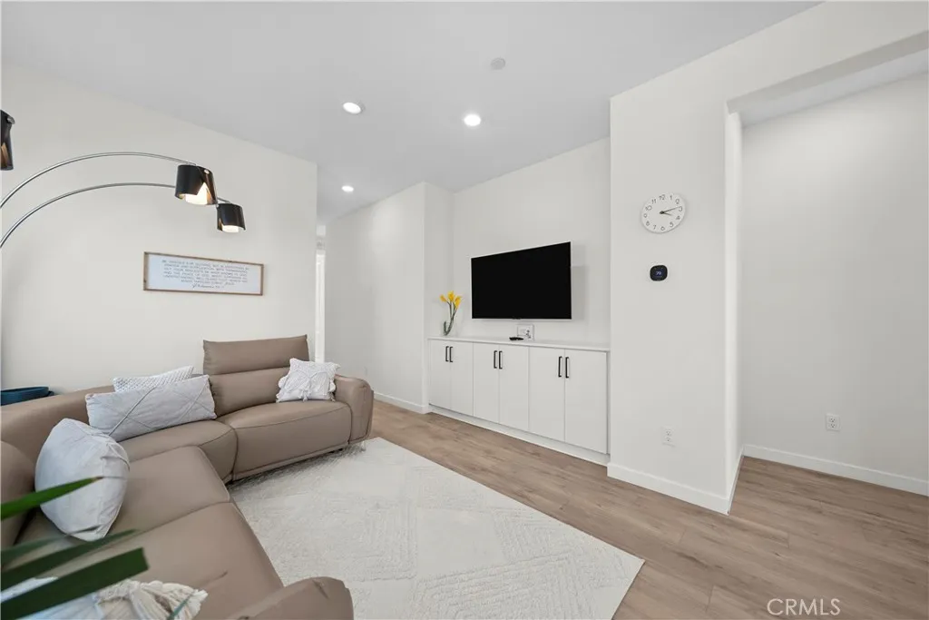 Additional image 23 of 27616 Symphony Place, Valencia, CA 91381