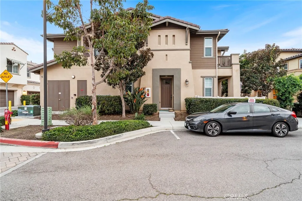 3137 Dega Place, Carlsbad, CA 92010 photo 2