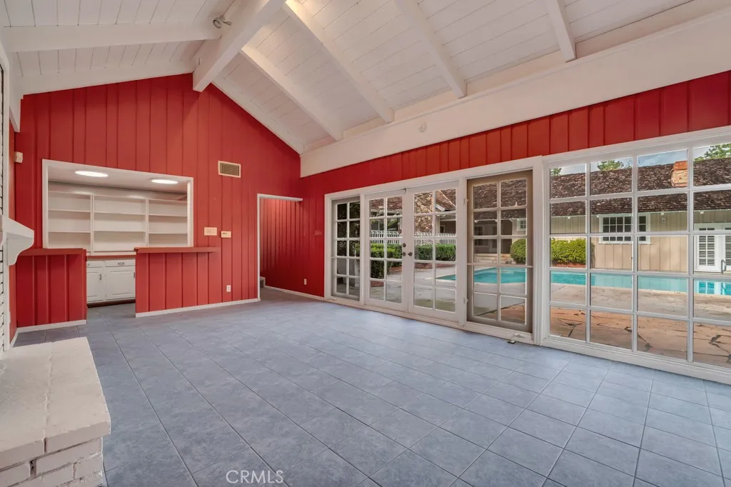 Additional image 9 of 4809 Queen Victoria Road, Woodland Hills, CA 91364
