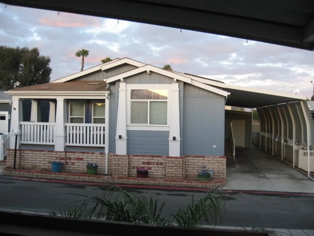 9850 Garfield Avenue Unit 74, Huntington Beach, CA 92646
