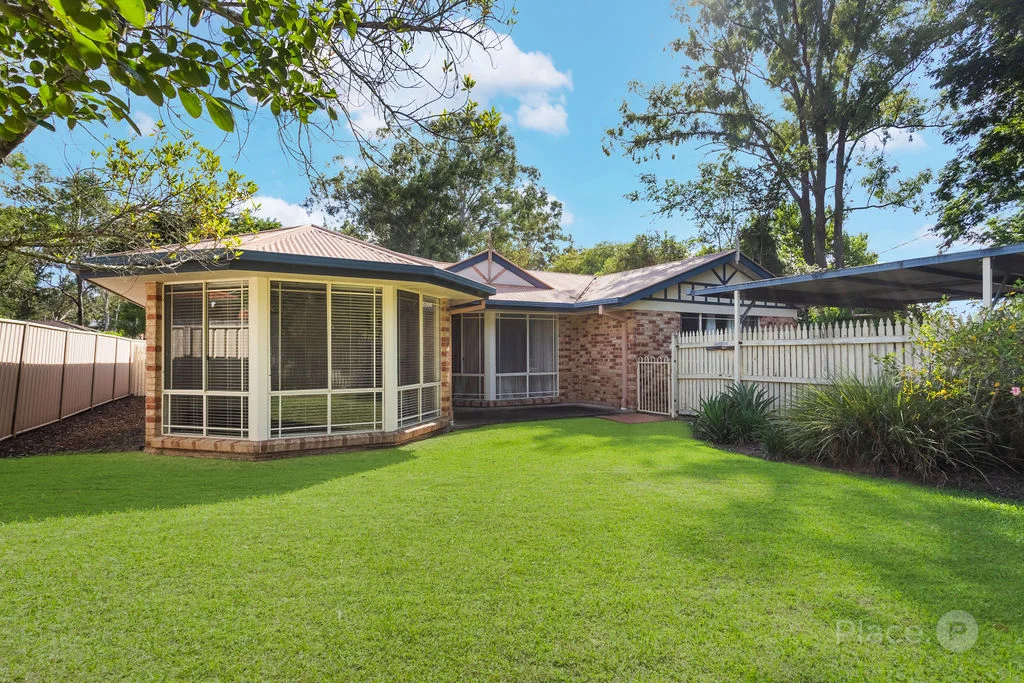 42 College Road, Karana Downs QLD 4306