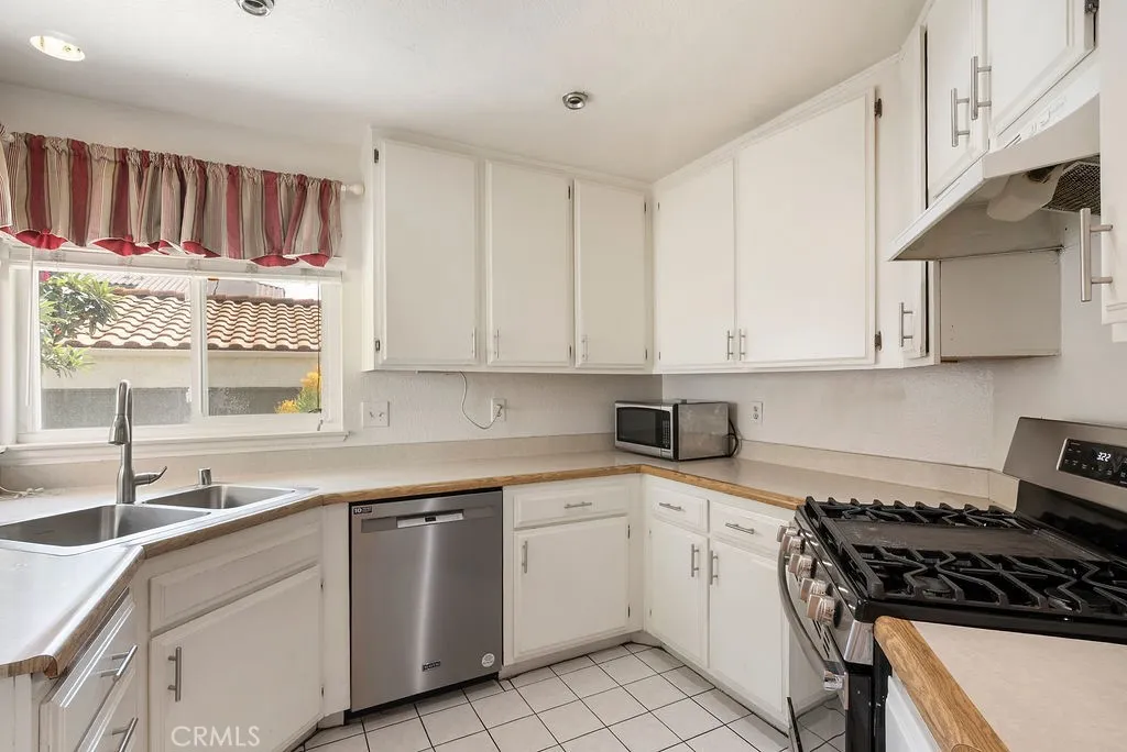 Additional image 10 of 23 Willowcrest Ln, Pomona, CA 91766