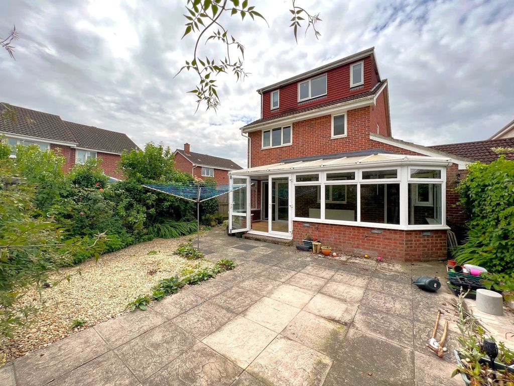 Additional image 21 of 4 bed semi-detached house to rentLydiard Way, Trowbridge BA14