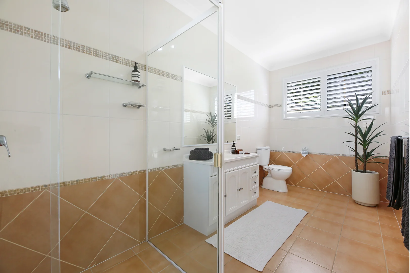 Additional image 20 of 60 Gladrose Crescent, Wongawallan QLD 4210