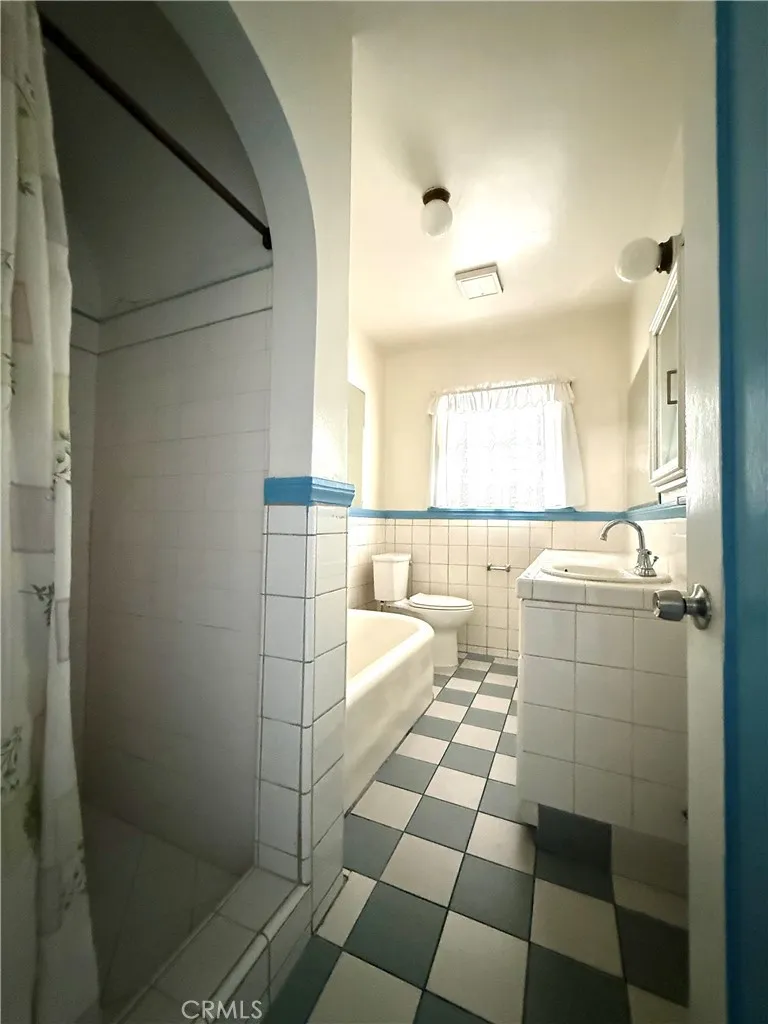 Additional image 52 of 6702 Haas Avenue, Los Angeles, CA 90047