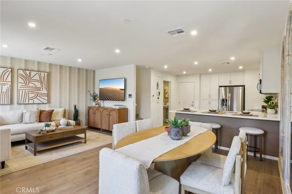 Additional image 22 of 15563 April Dawn Way Unit 4, Fontana, CA 92336
