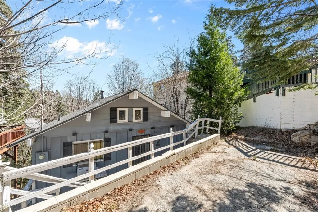 Additional image 14 of 26305 Jacqueline Road, Twin Peaks, CA 92391