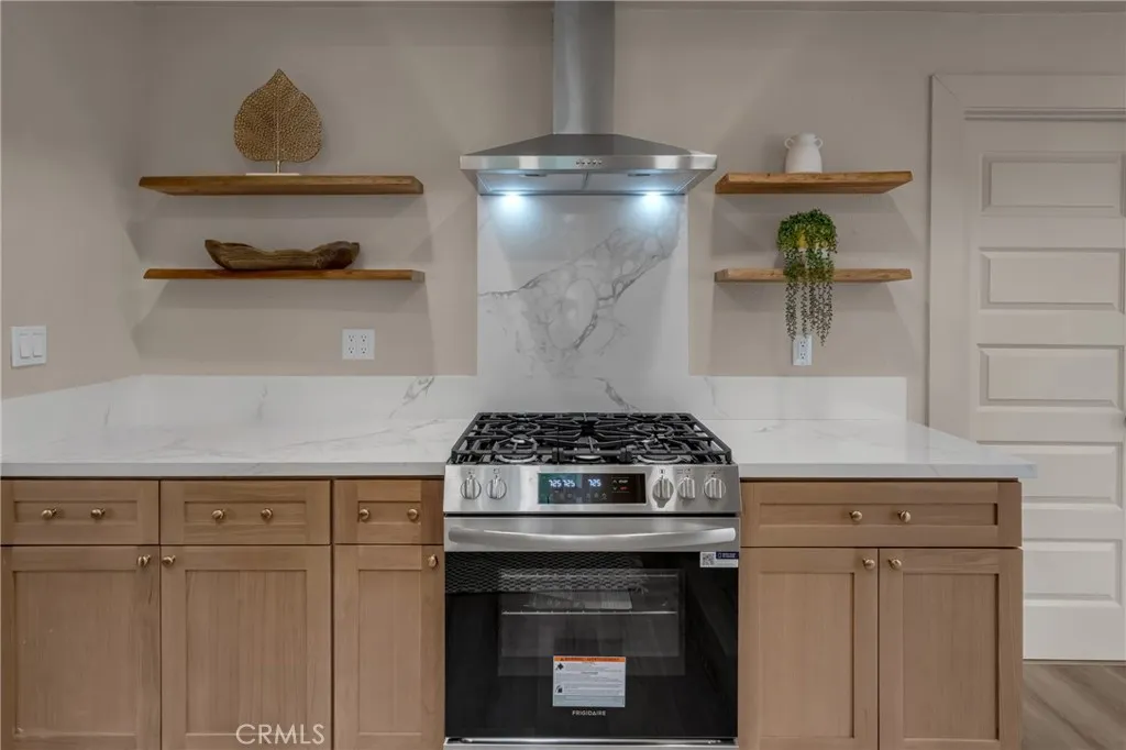 Additional image 15 of 520 E 8th Street, Corona, CA 92879