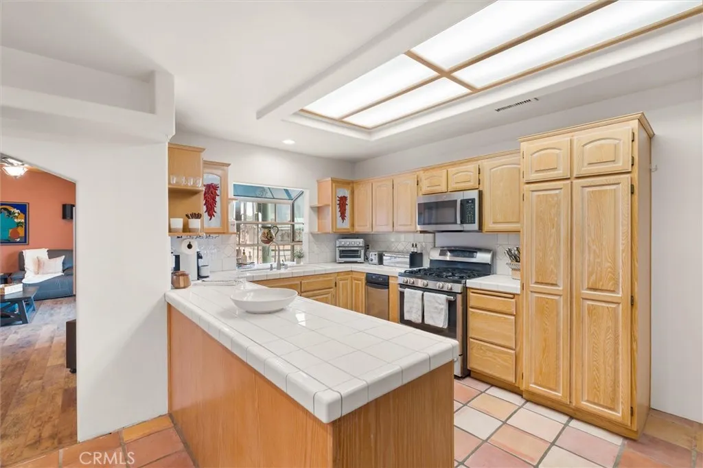 Additional image 45 of 518 W 213th St, Carson, CA 90745