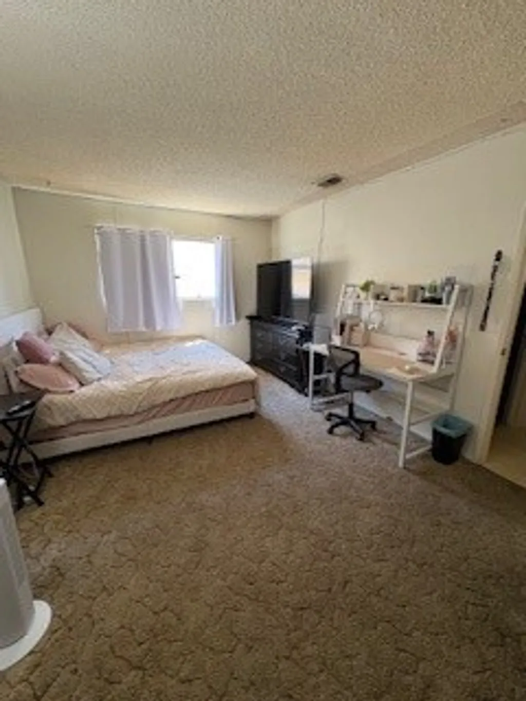 Additional image 15 of 3912 Del Rey Dr, San Bernardino, CA 92404