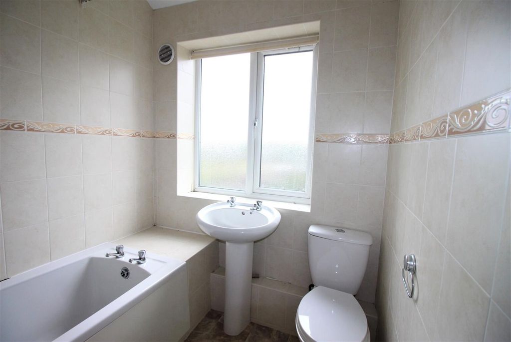 Additional image 7 of 3 bed semi-detached house to rentFurnace Lane, Sheffield S13