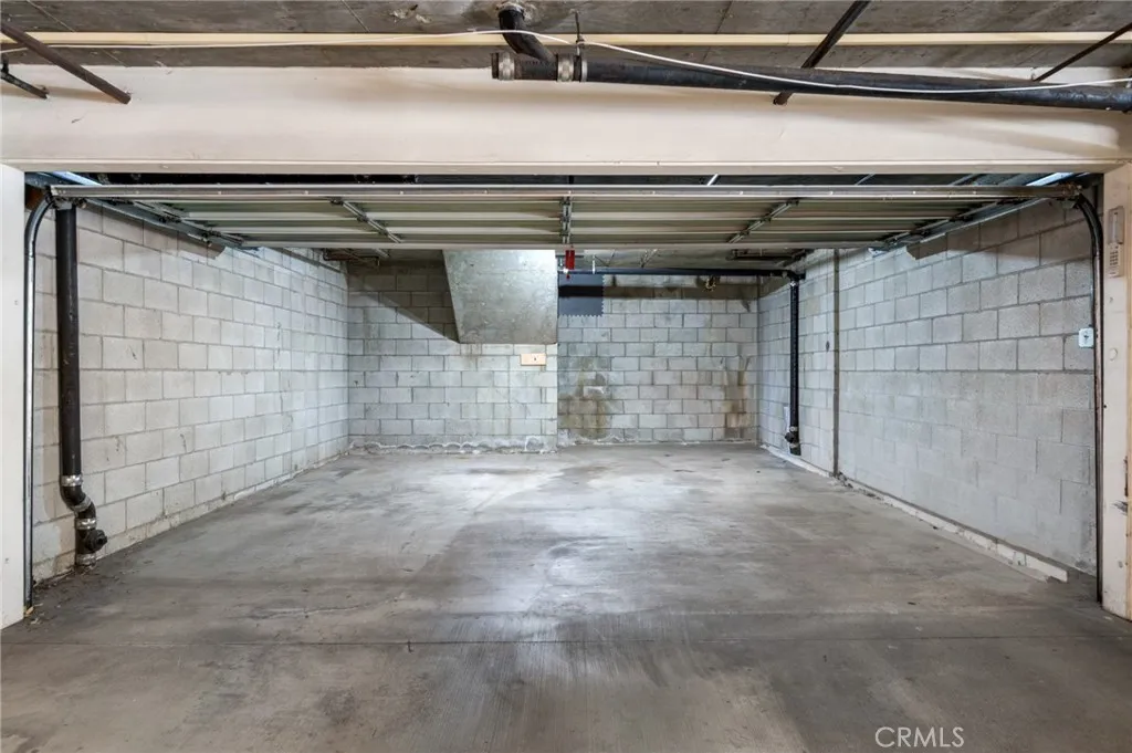 Additional image 34 of 1300 12th Street Unit E, Manhattan Beach, CA 90266