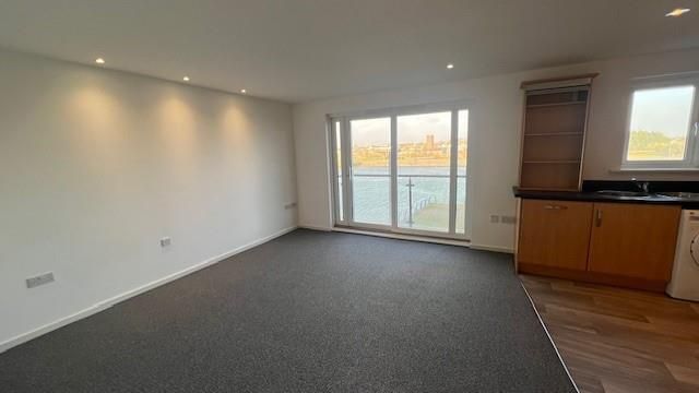 Additional image 5 of 2 bed flat to rentPentre Doc Y Gogledd, Llanelli SA15