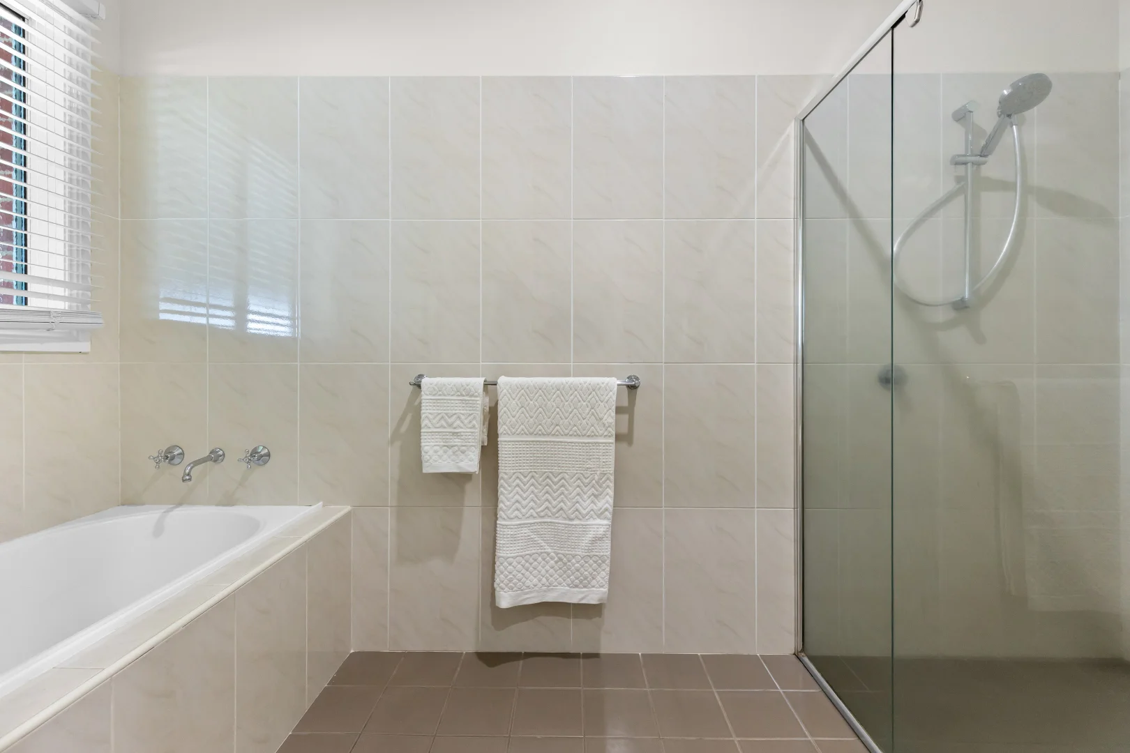 Additional image 16 of 14 Burgan Drive, Springvale NSW 2650