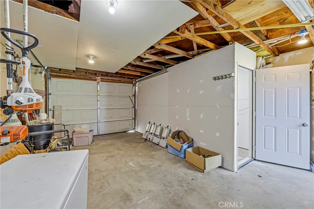Additional image 39 of 1054 W 24th St, Merced, CA 95340