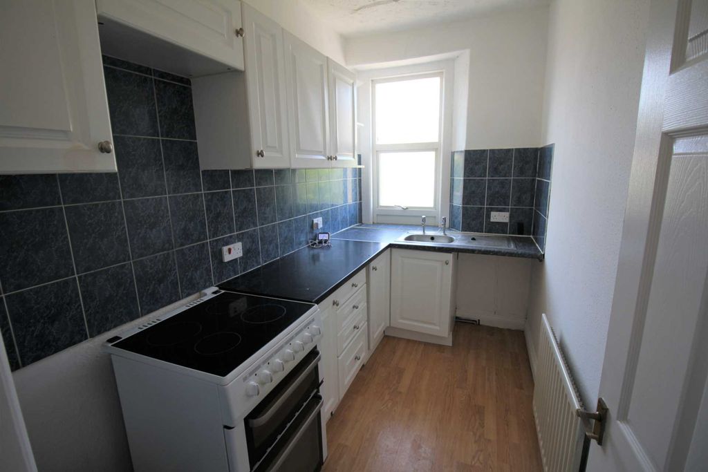 Additional image 3 of 2 bed flat to rentMilton Road, Weston Super Mare BS23