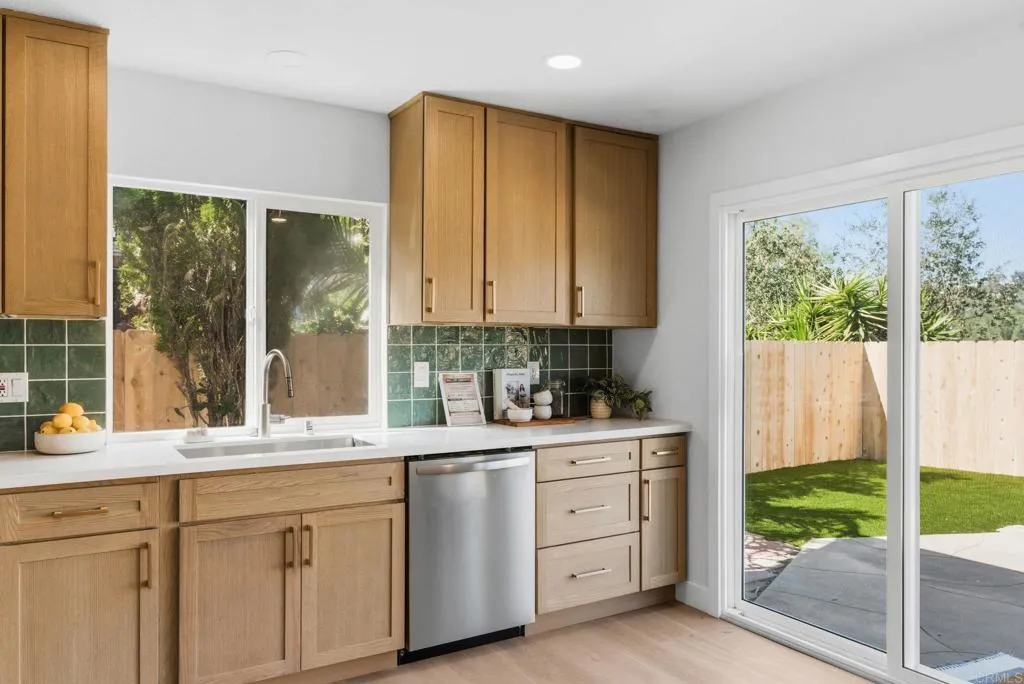 Additional image 39 of 9604 Paseo Montril, San Diego, CA 92129
