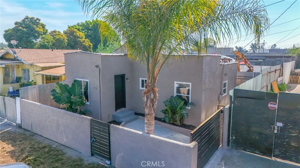 Additional image 4 of 1712 E 57th St, Los Angeles, CA 90058