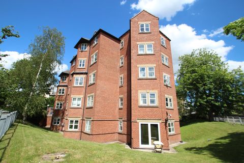 Falkland Mount, Leeds, West Yorkshire, UK LS17