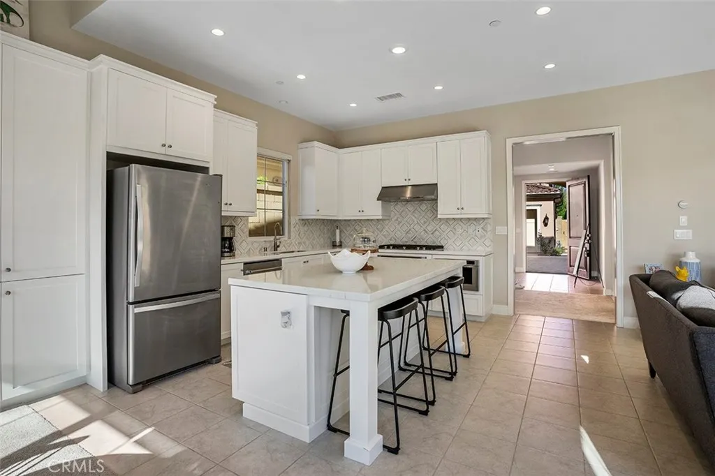 Additional image 13 of 140 San Benito, Irvine, CA 92618