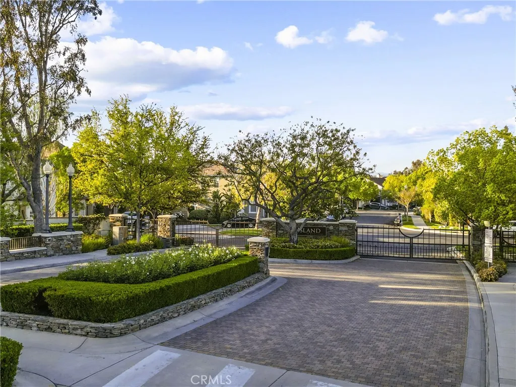 Additional image 4 of 23912 Lakeside Road, Valencia, CA 91355