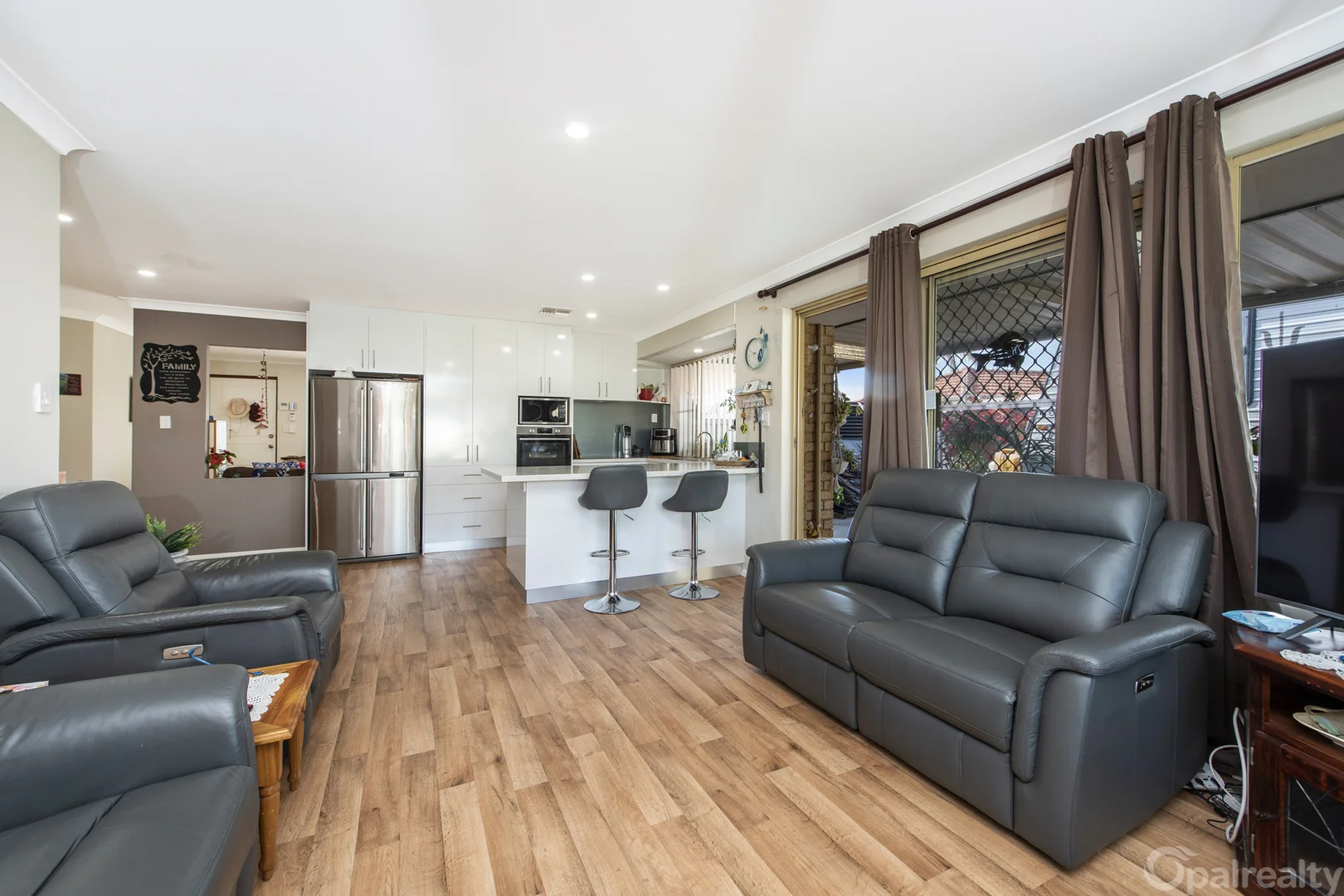 Additional image 15 of 13 Sarah Ann Crescent, Warnbro WA 6169