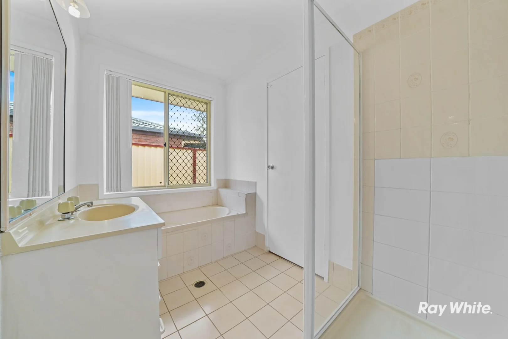 Additional image 12 of 14 Bottlebrush Drive, Regents Park QLD 4118