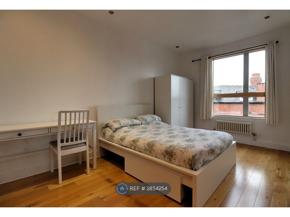 Additional image 4 of 2 bed flat to rentGreen Lane, Wilmslow SK9