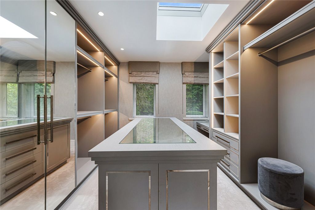 Additional image 16 of 5 bed detached house to rentBrooks Drive, Hale Barns, Altrincham WA15