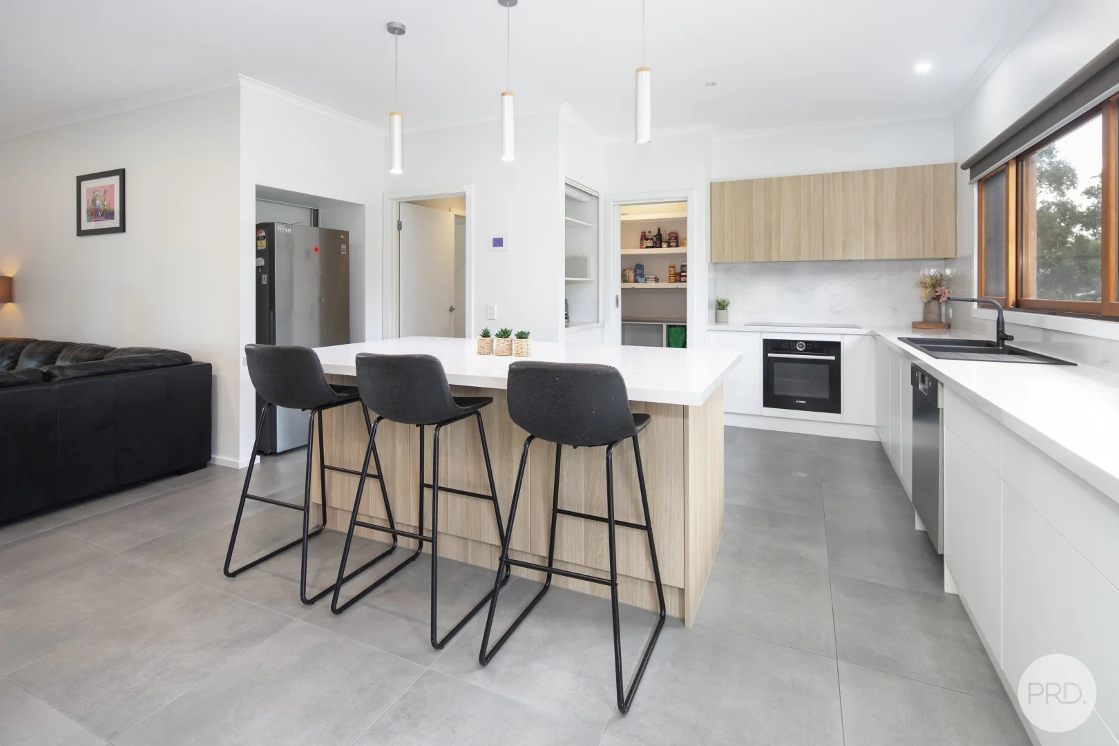 Additional image 3 of 74 Taemore Close, Haddon VIC 3351