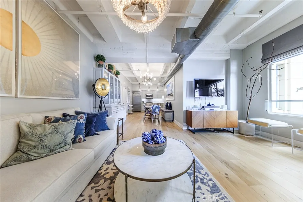 Additional image 87 of 6253 Hollywood Blvd Unit 707, Los Angeles, CA 90028