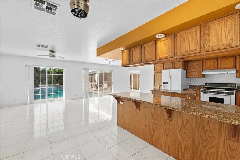 Additional image 13 of 2330 N San Antonio Rd, Palm Springs, CA 92262