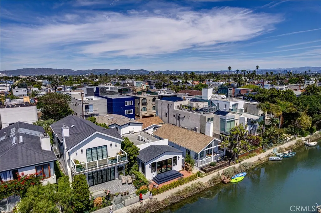 Additional image 47 of 223 Howland Canal Ct, Venice, CA 90291