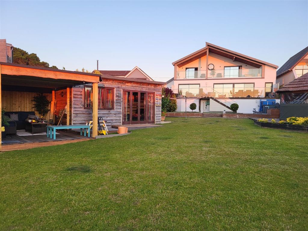 Additional image 11 of 5 bed detached house for saleBattery Road, Cowes PO31