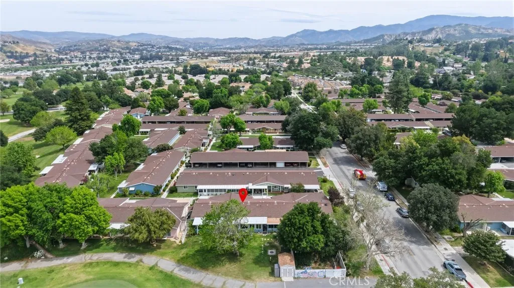 Additional image 33 of 19237 Avenue Of The Oaks Unit B, Newhall, CA 91321