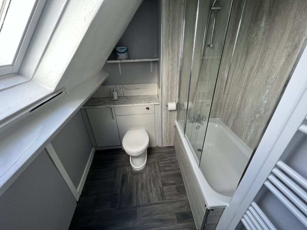 Additional image 5 of 1 bed flat to rentSpring Gardens, Carmarthen, Carmarthenshire SA31