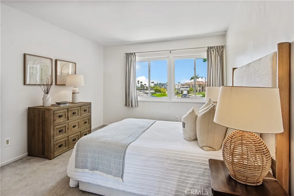 Additional image 103 of 905 N Hillside, Long Beach, CA 90815