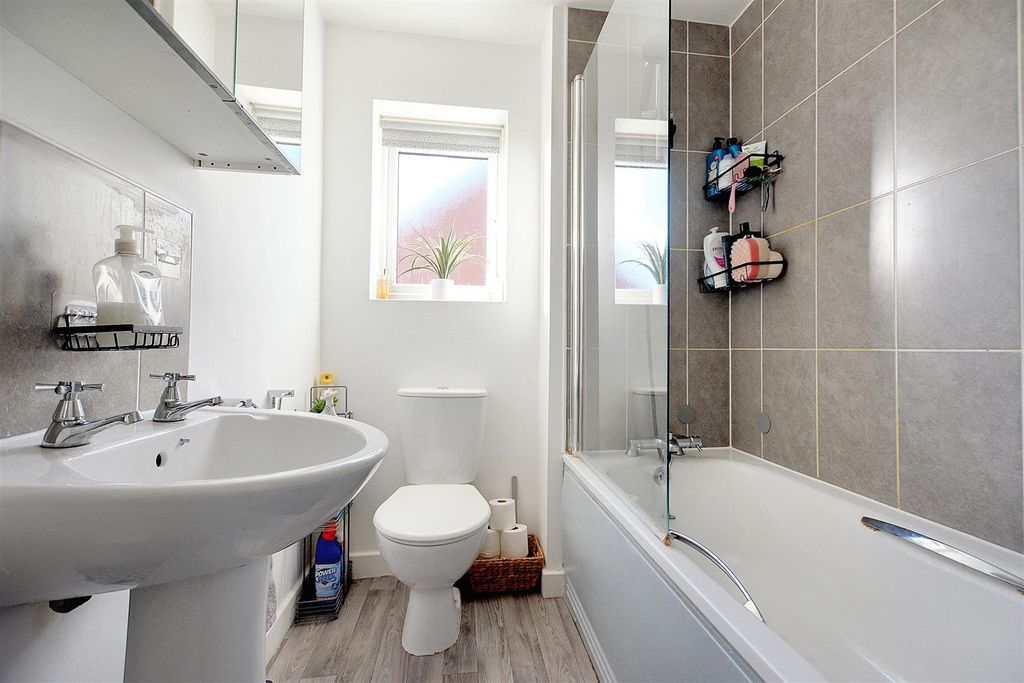 Additional image 3 of 2 bed semi-detached house to rentPadley Close, Bulwell, Nottingham NG6