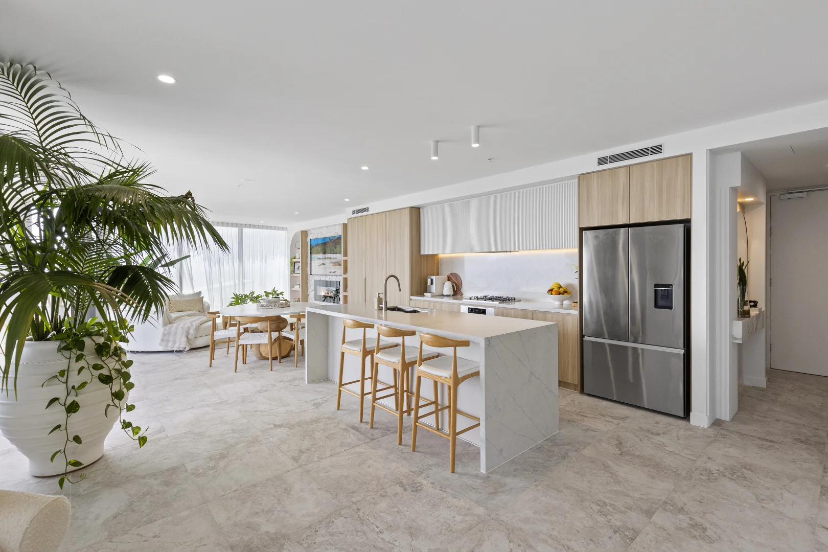 Additional image 9 of 1001/15-19 Peerless Avenue, Mermaid Beach QLD 4218