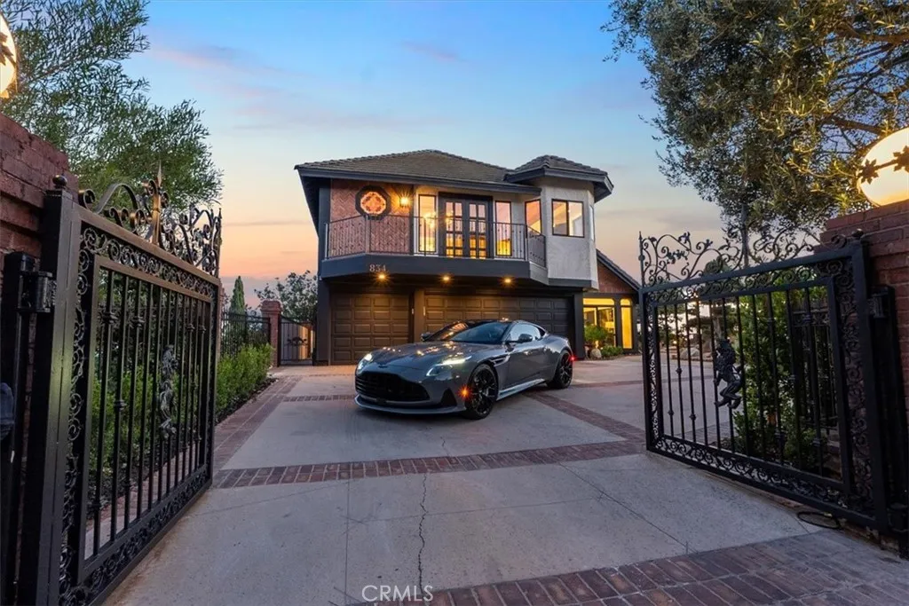 Additional image 133 of 834 Moorside Drive, Glendale, CA 91207